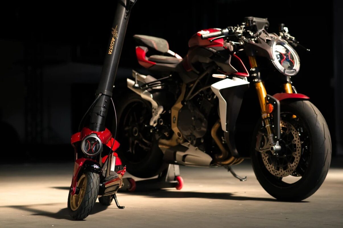 didizao
MV AGUSTA Rapido Serie Oro 電動滑板車